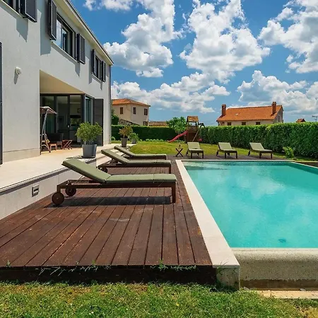 Anna Prázdninový dům *